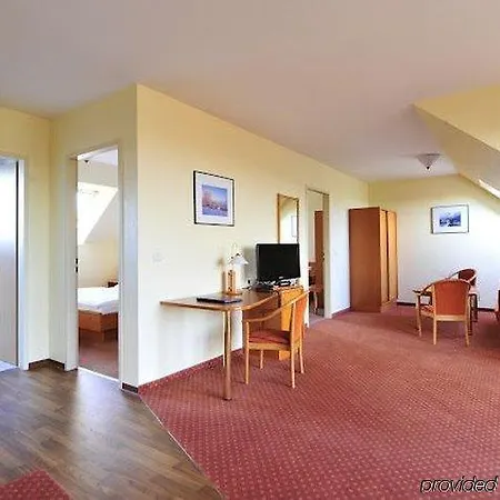 Godewind Hotel 4*
